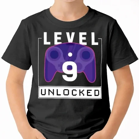 Uniszex gyerek Póló - Level 9 Unlocked Gamer Születésnap