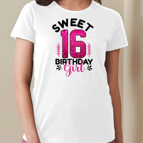 Női prémium kerek nyakú póló  - Sweet 16 birthday Girl 