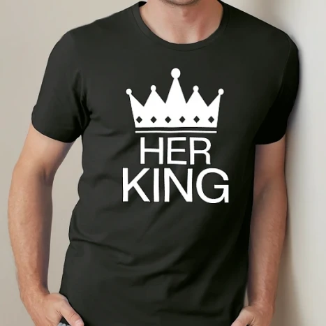 Férfi prémium fit kerek nyakú póló - HER KING - Az Ő királya - páros póló férfi része