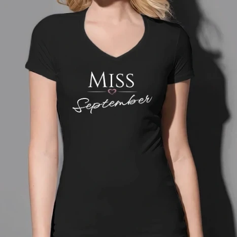 Női prémium V-nyakú póló - Miss September