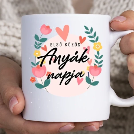 Fehér bögre - Első közös anyák napja